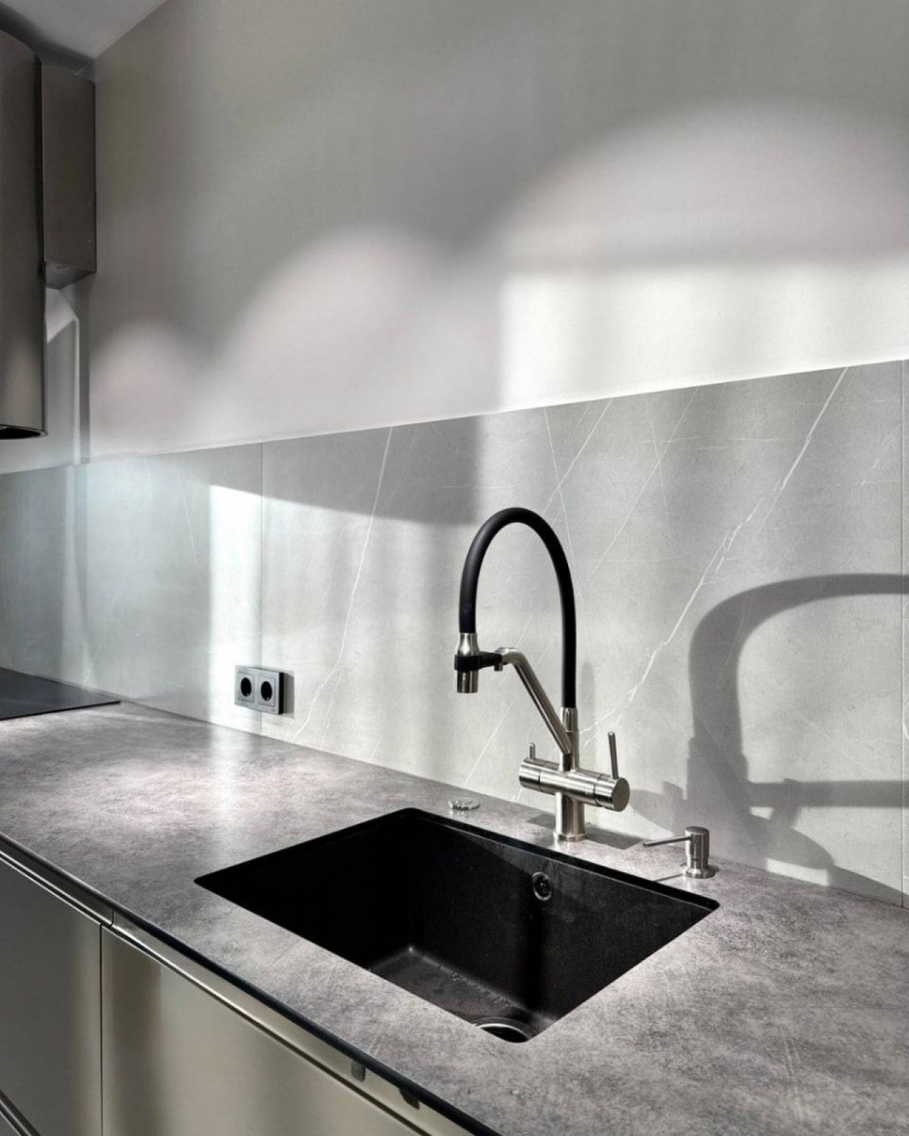 Кухня «Аэрис» в Воскресенске — минимализм и функциональность в каждой детали