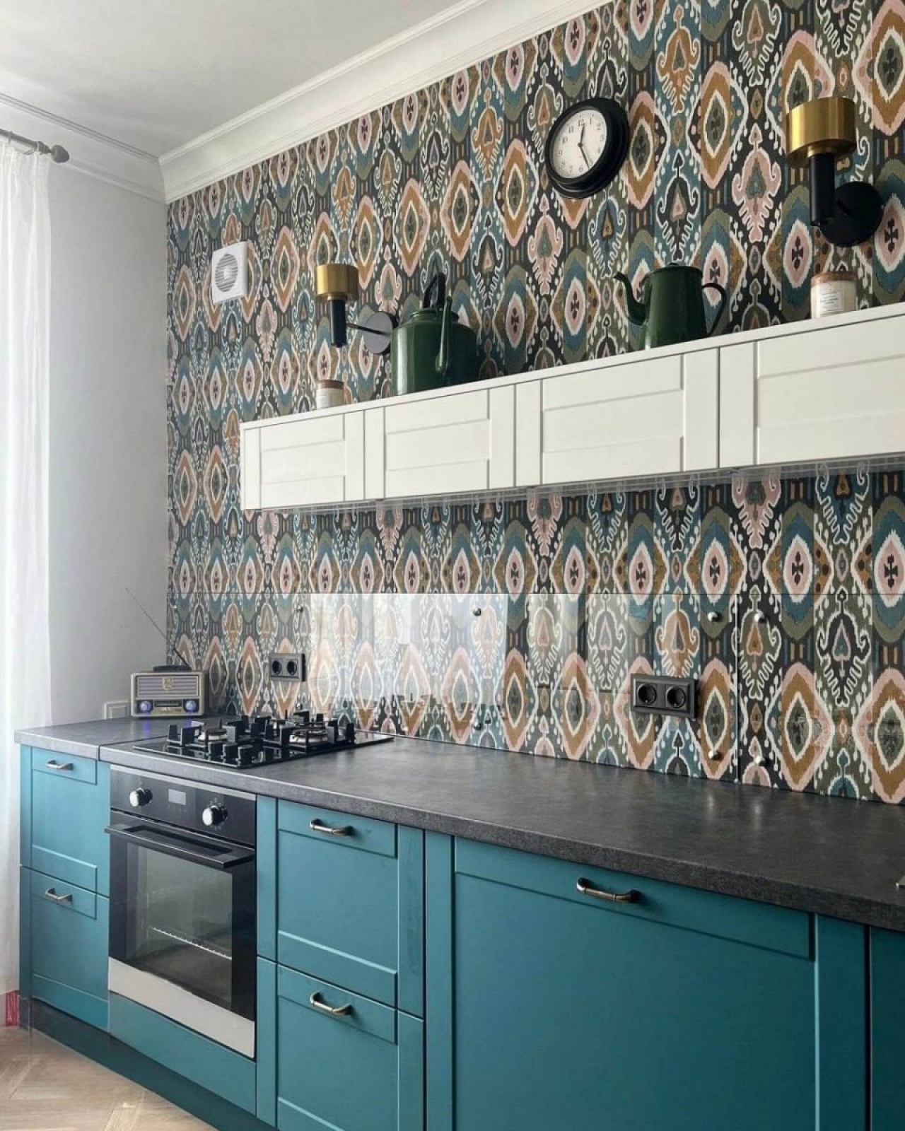 Элегантная классическая кухня с МДФ фасадами и премиальной немецкой фурнитурой