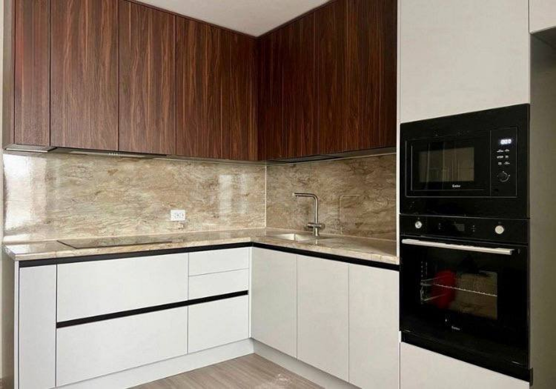 Кухня HI-TECH в Чехове