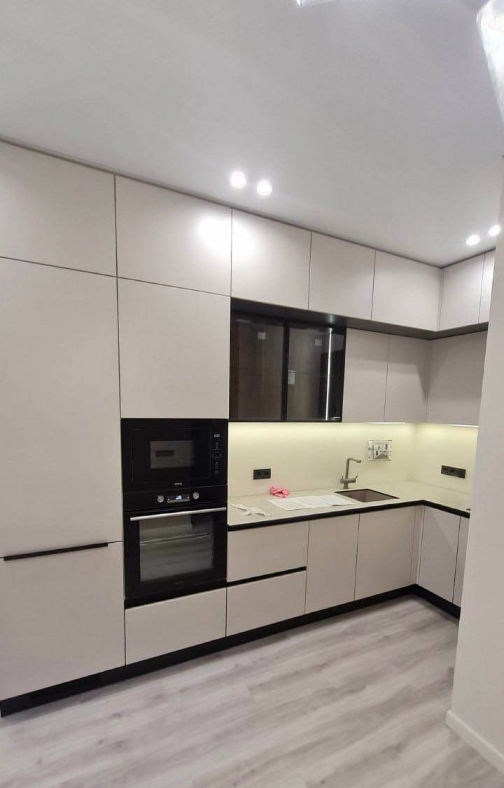 Качественная угловая кухня из МДФ в пленке в городе Егорьевск