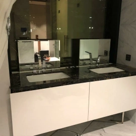 Двойная подвесная тумба с мраморной столешницей для ванной комнаты. Идеальный выбор для просторны...