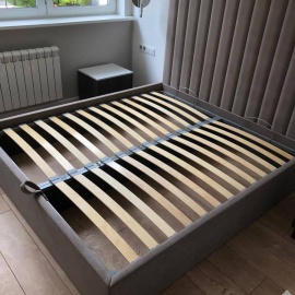 Мягкая двуспальная кровать с подъемным механизмом - удобство и стиль в каждой спальне. Надежный к...