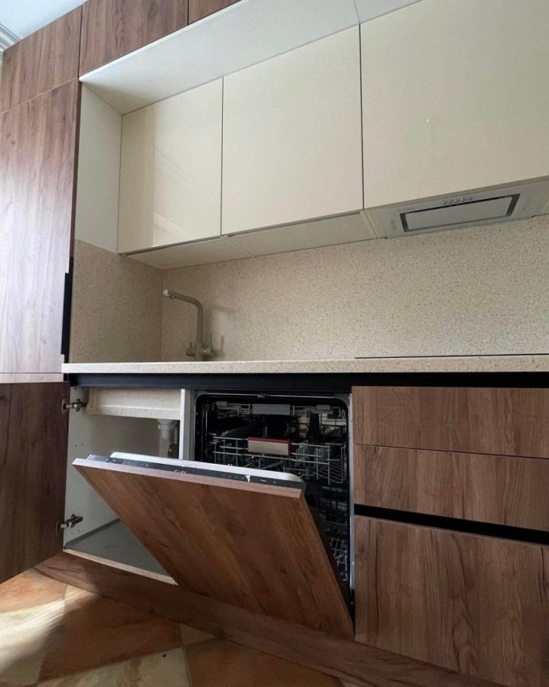 Кухня премиум Лаконика — тёплая современность