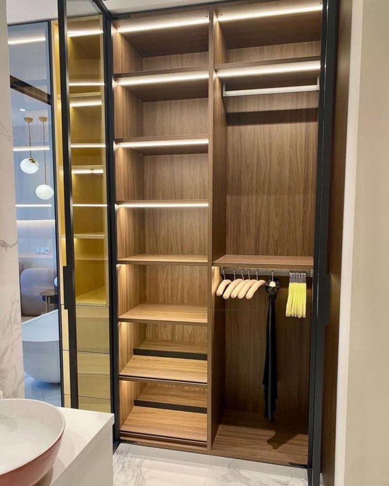 Шкафы для ванной комнаты и системы хранения на заказ — реализовано в г. Домодедово