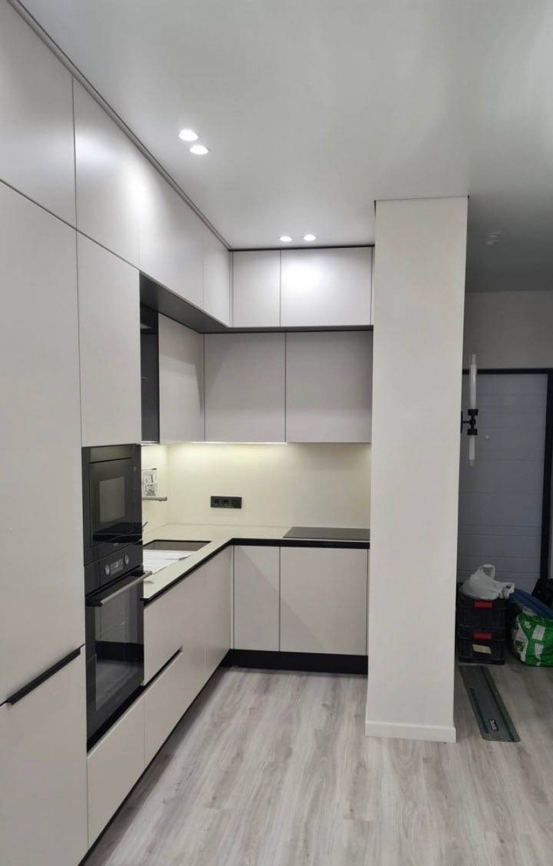 Качественная угловая кухня из МДФ в пленке в городе Егорьевск